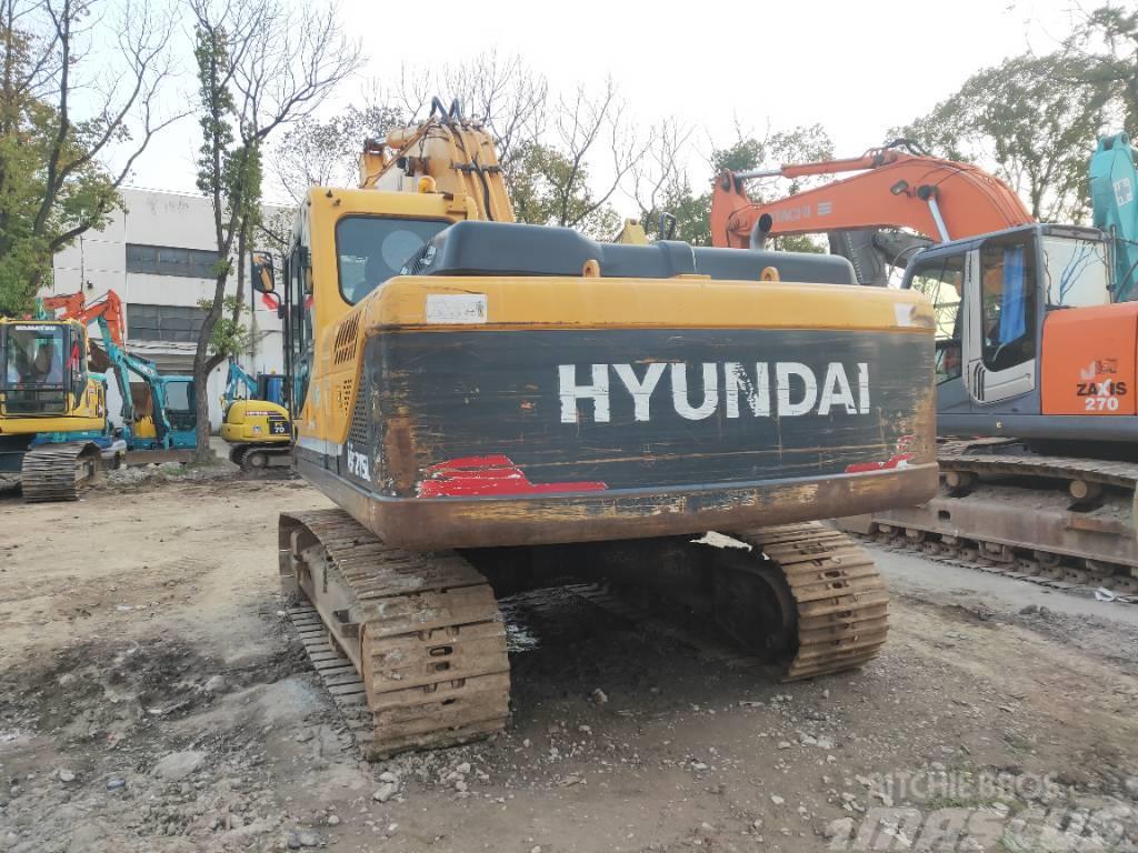 Hyundai R215-9 Гусеничні екскаватори