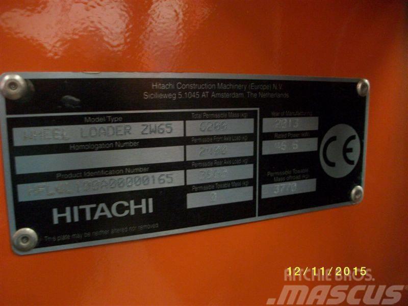 Hitachi ZW 65 Фронтальні навантажувачі