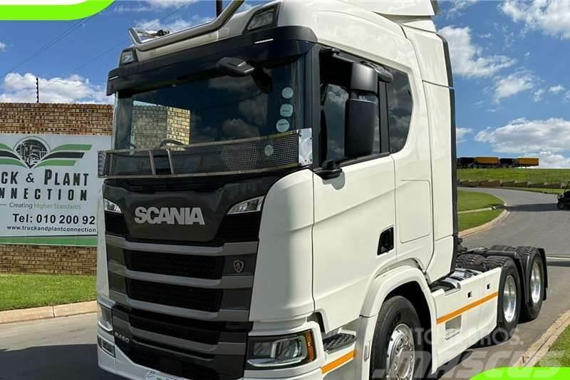 Scania 2021 Scania R460 Вантажівки / спеціальні
