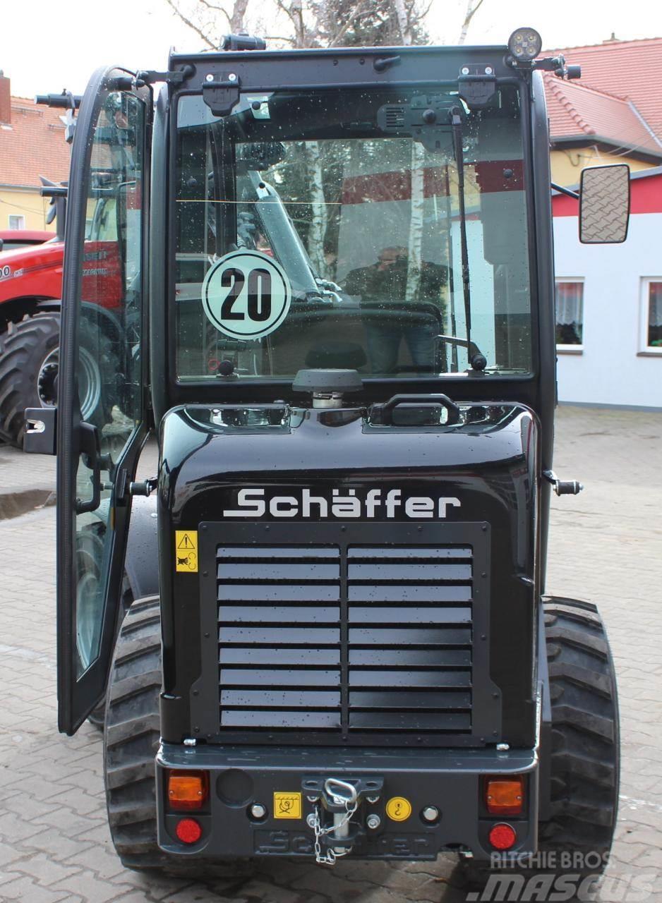 Schäffer 2430 Kabine Black Edition Малі навантажувачі
