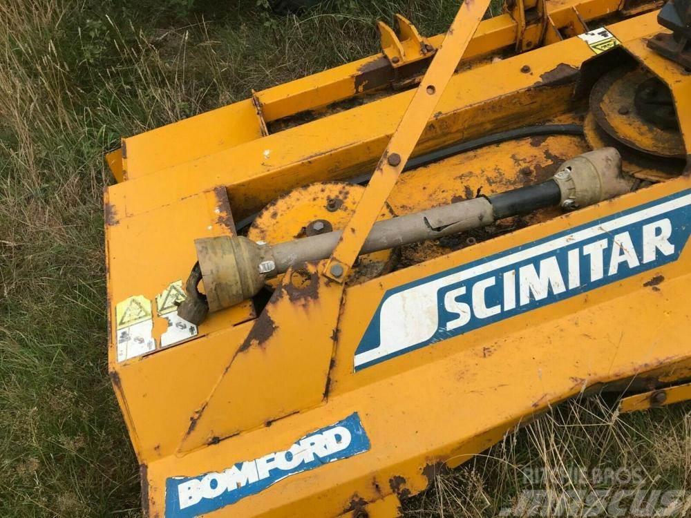 Bomford Scimitar Topper £650 Інше обладнання
