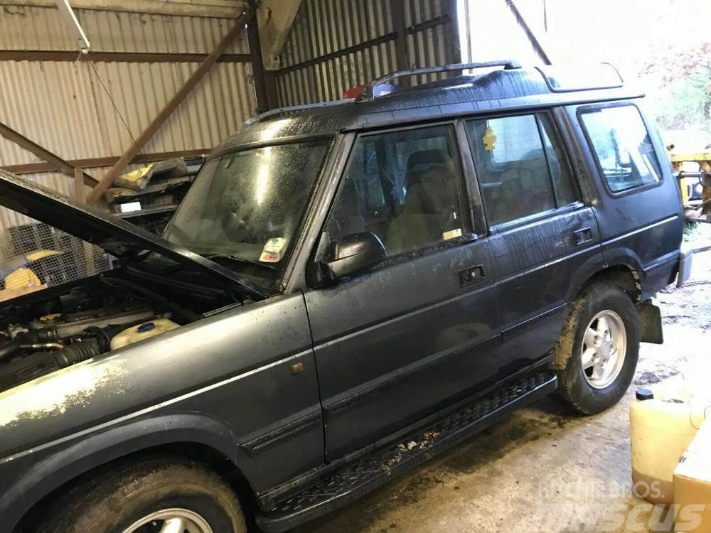 Land Rover Discovery 300 TDi n s front wing £50 Інше