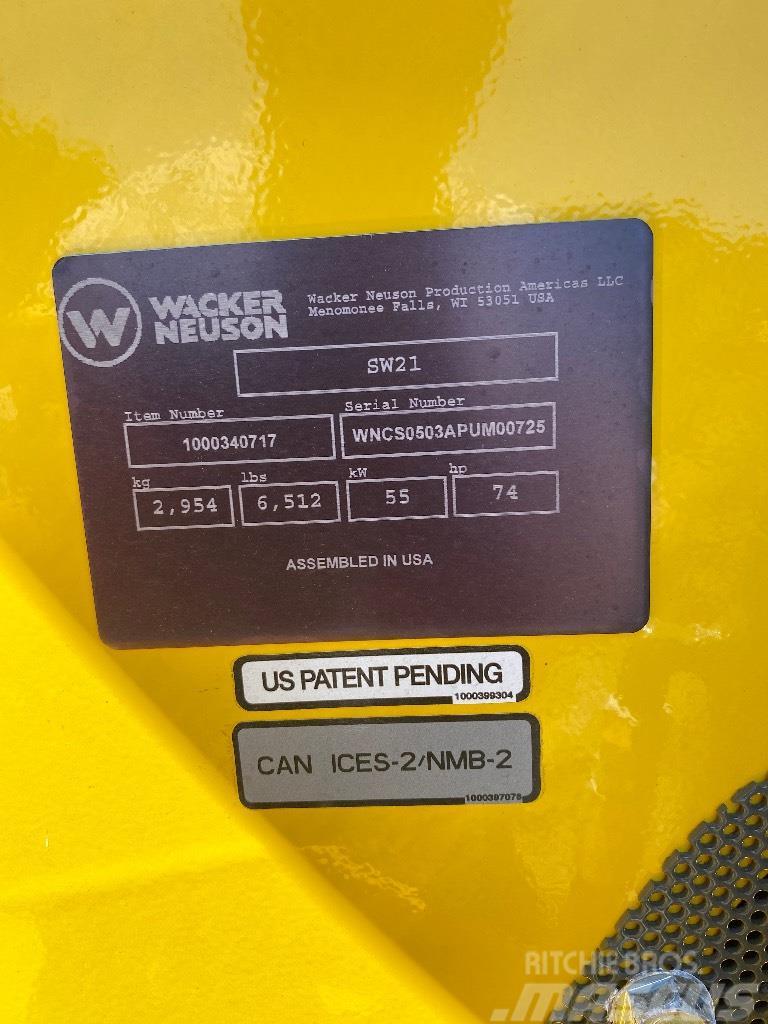 Wacker Neuson SW21 Міні-навантажувачі