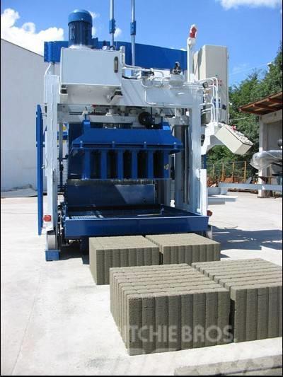  SUMAB E-12 (mobile block making machine) Агрегати для відливання бетонних блоків