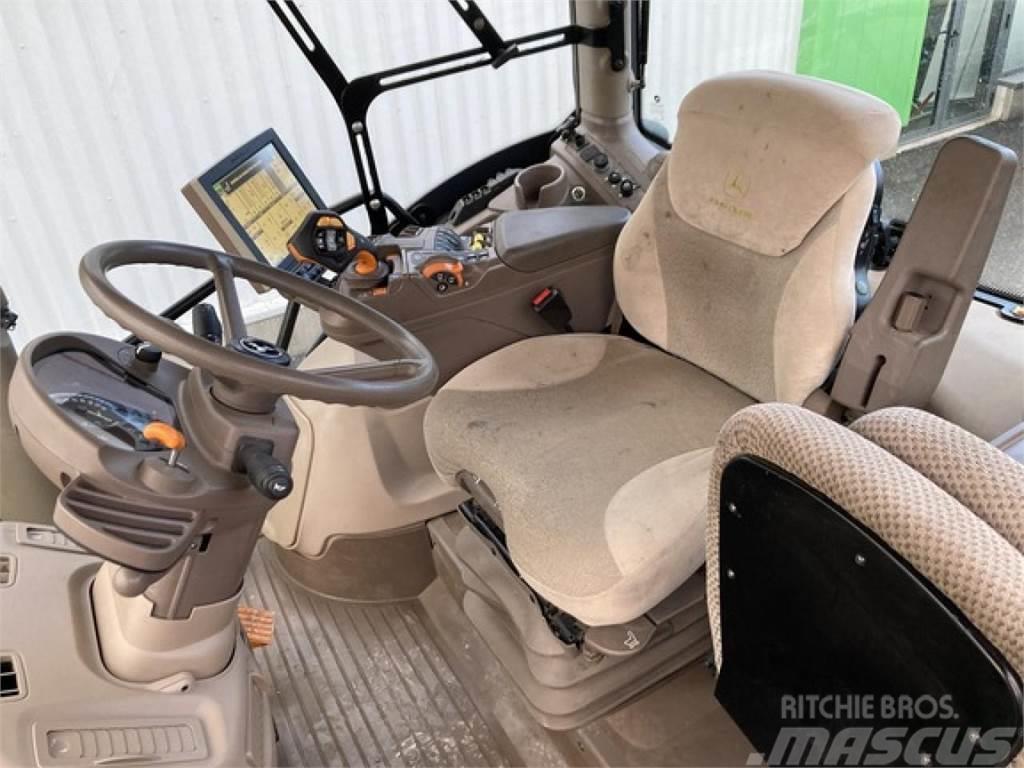John Deere 6230R Трактори