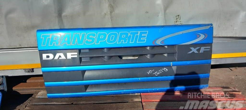 DAF XF105.460 1644191 Front grill panel Кабіни