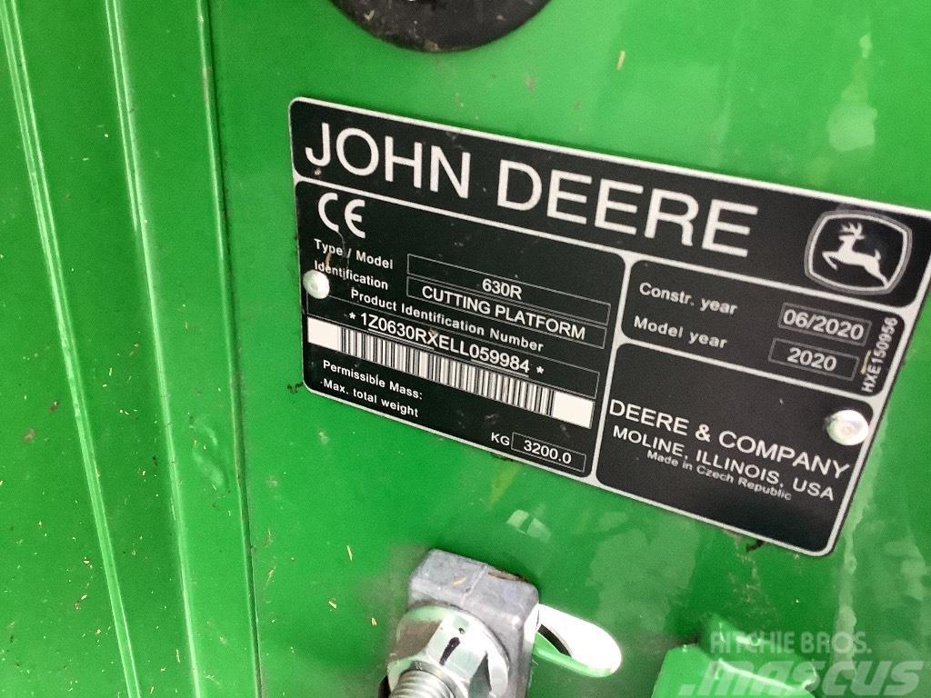 John Deere T 670 Зернозбиральні комбайни