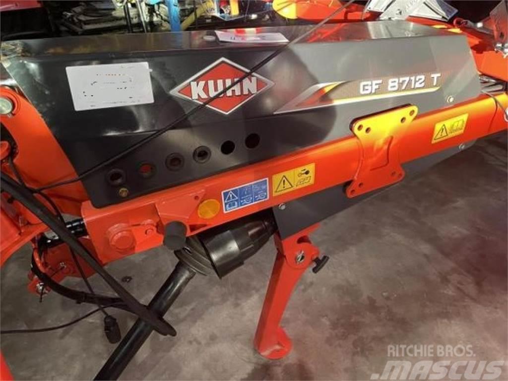 Kuhn GF 8712T Граблі і сінозворушувачі
