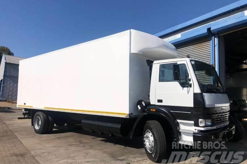 Tata LPT1518 8m vanbody Вантажівки / спеціальні