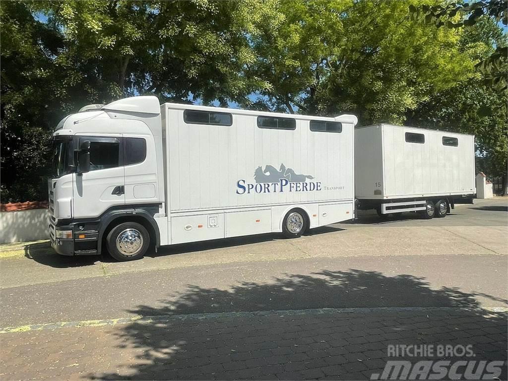 SCANIA R310 mit Spier Hänger 15 Pferde Автотранспорт для перевезення тварин