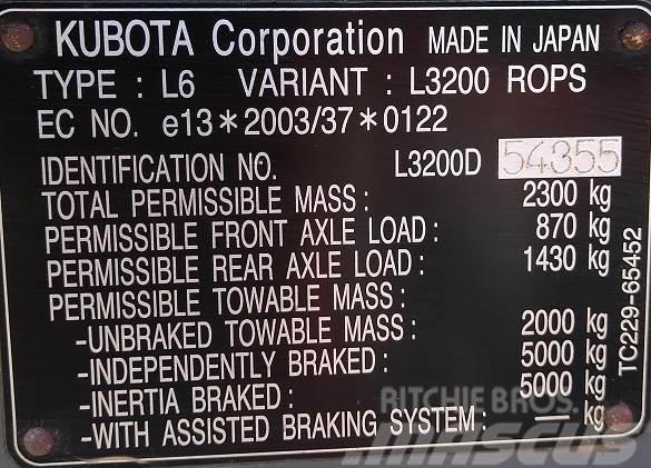 Kubota L3200D TRACTOR Інше