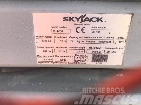 SkyJack SJ8831 Інші підйомники і платформи
