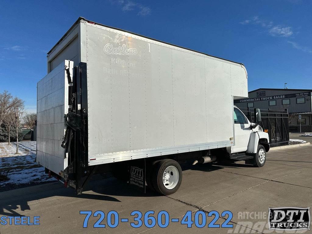 Chevrolet C4500 15' Box Truck W/ Lift Gate Фургони