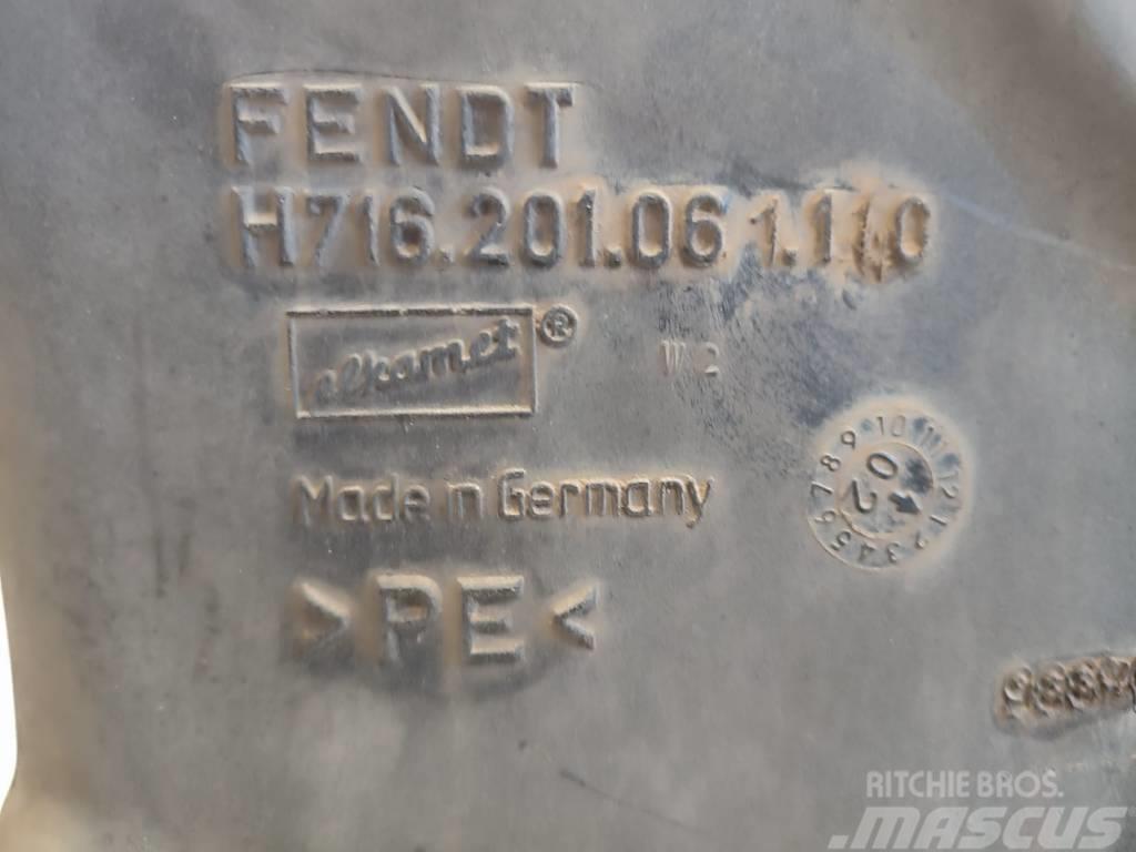 Fendt Fuel tank G716201061042 Fendt 716 Favorit Двигуни