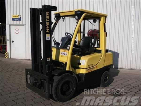 Hyster H3.0FT Штабелери