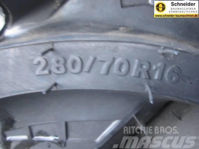 Kubota Petlas 280/70R16 Reifen AS-Profil Колеса