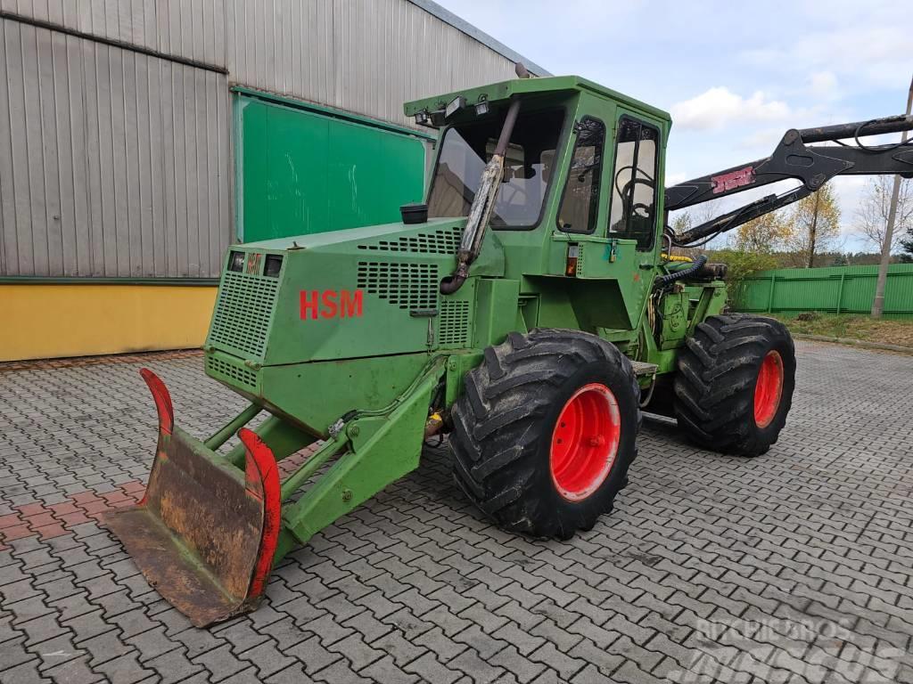 LKT - HSM 805 Лісогосподарські трактори