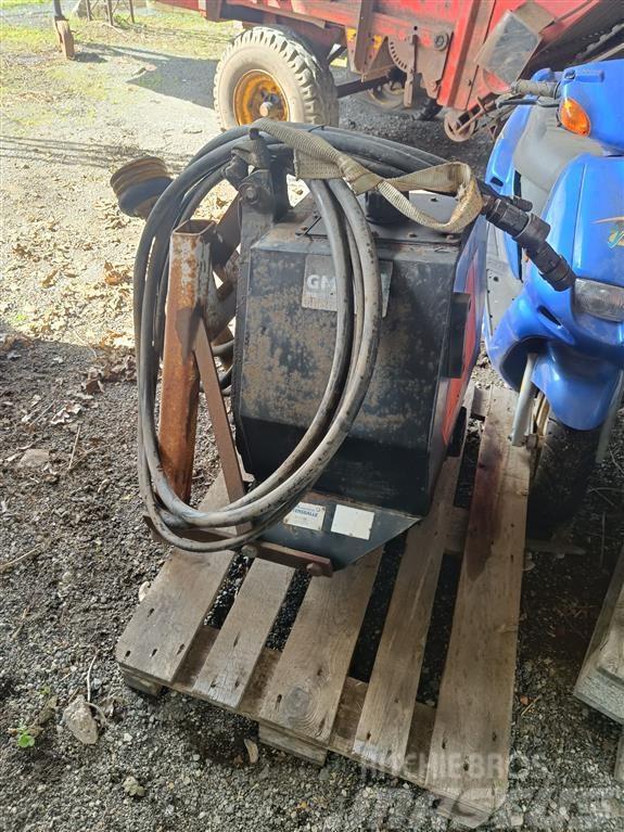  - - -  GMR hydraulik pumpe til traktor Системи поливу рослин
