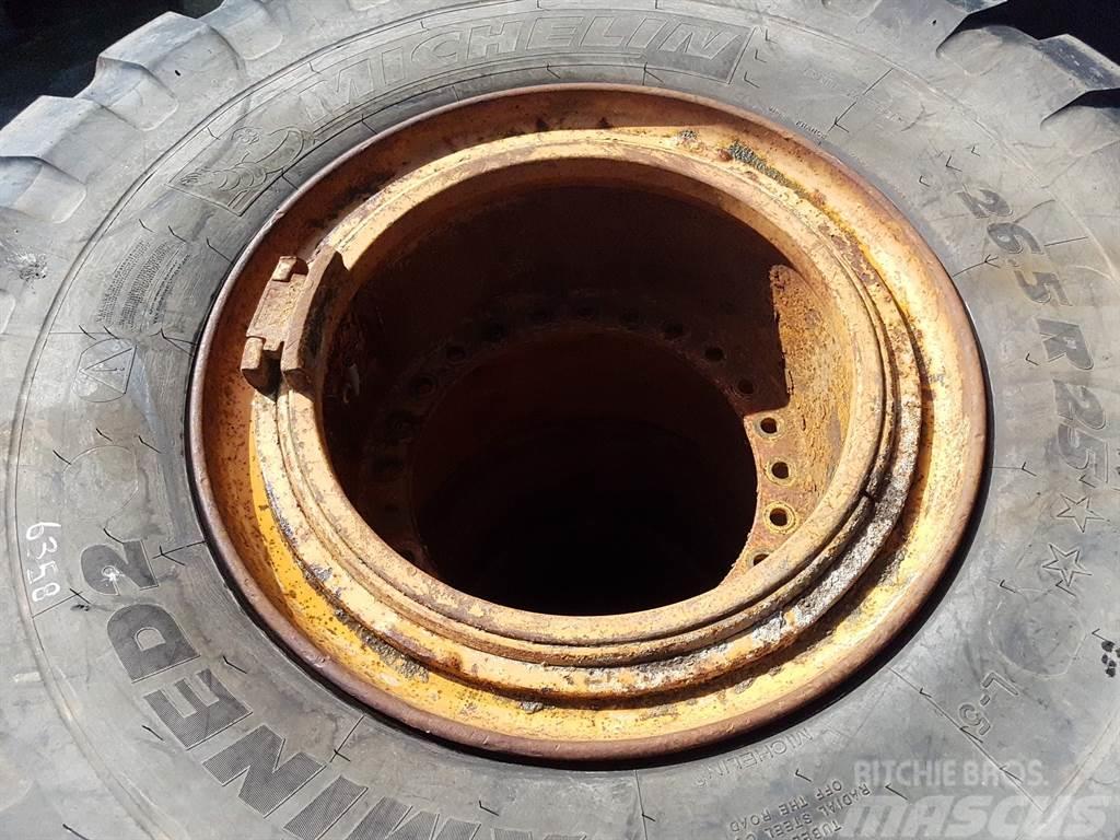 CASE 921C-Michelin 26.5R25-Tire/Reifen/Band Шини