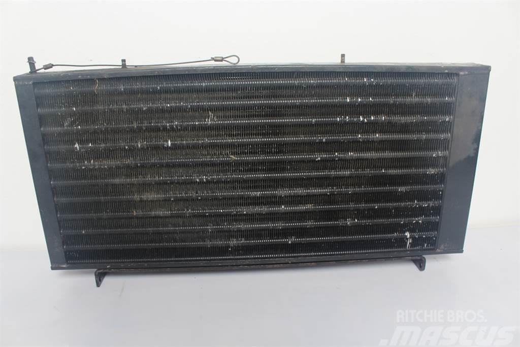Renault Ares 816 Condenser Двигуни