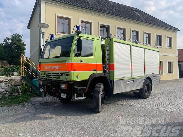 Steyr 15S31 4x4 Feuerwehrfahrzeug Вантажівки / спеціальні