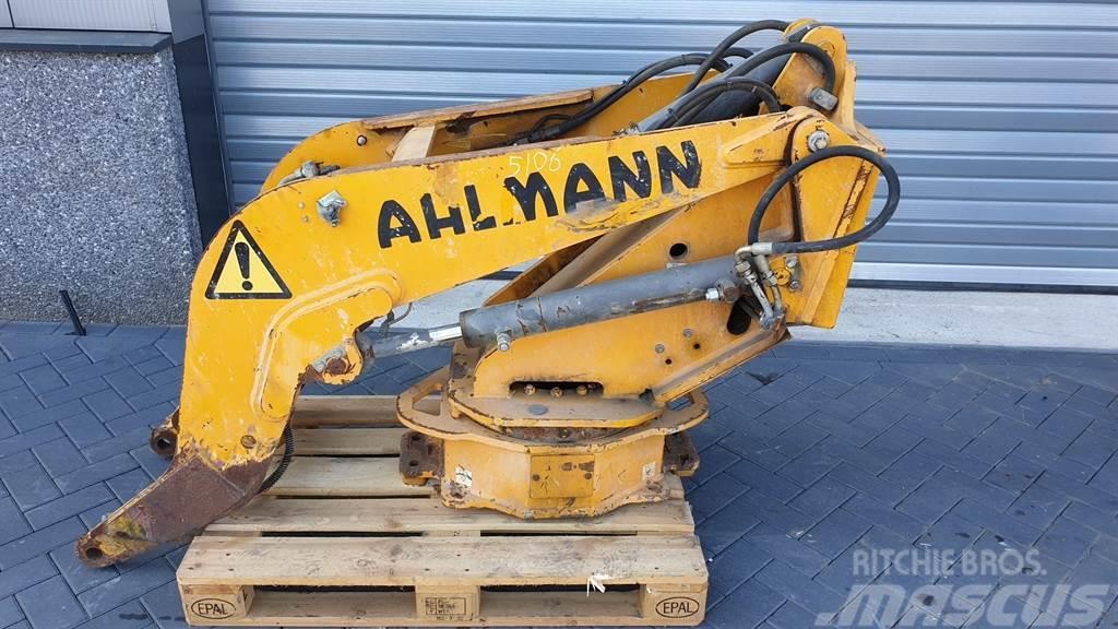 Ahlmann AZ 45 E - Lifting framework/Schaufelarm/Giek Бони і ковші