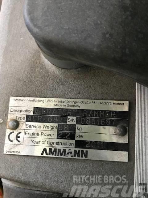 Ammann ACR 68 Віброплити та вібротрамбовки