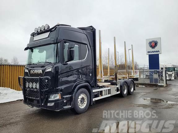 Scania R650 B6x4NB Вантажівки / спеціальні