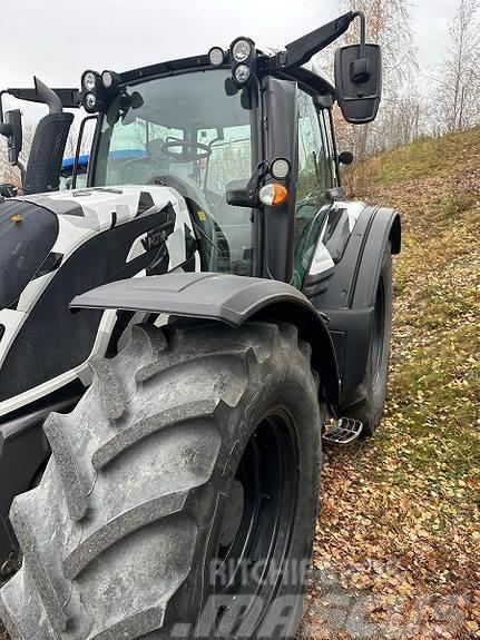 Valtra N174 TWIN TRAC FRONTHYD/PTO LUFT Трактори