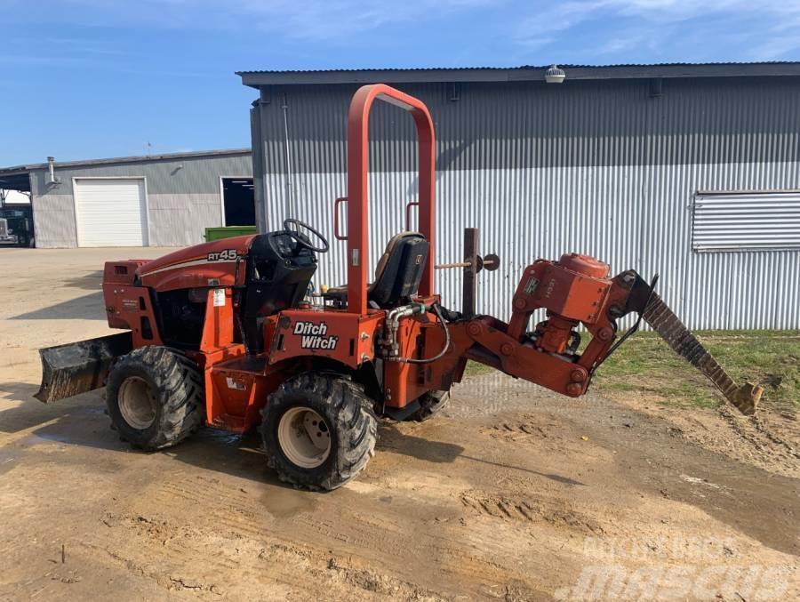 Ditch Witch RT45 Інше