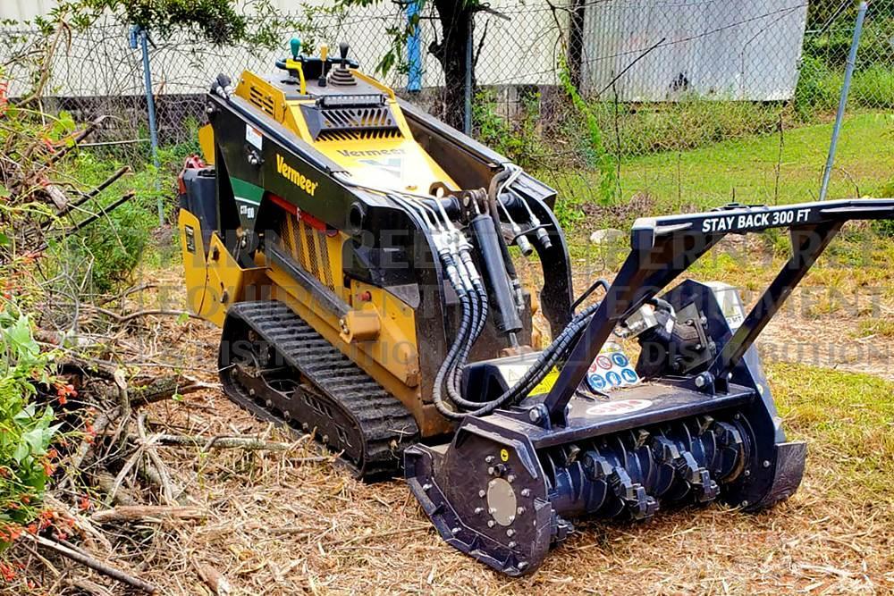 Mini excavators & skid steers DHL Лісові мулчери