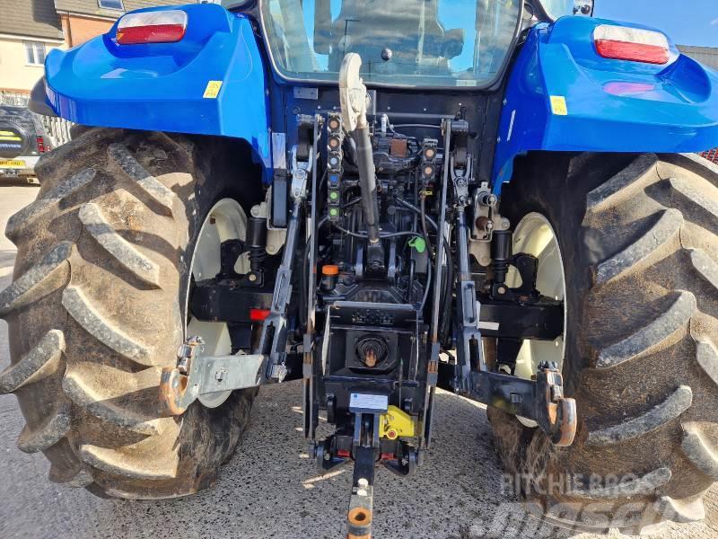 New Holland T5.110 & LOADER Трактори