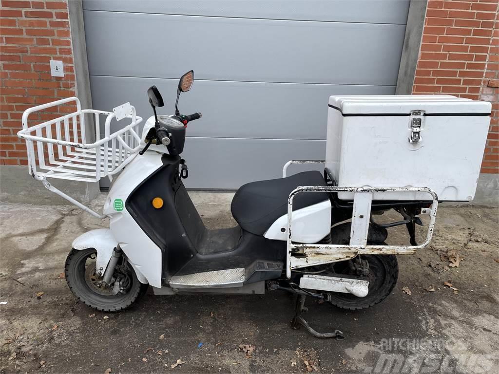  El-scooter DAO V Moto e-max, German Engineering, I Інше обладнання
