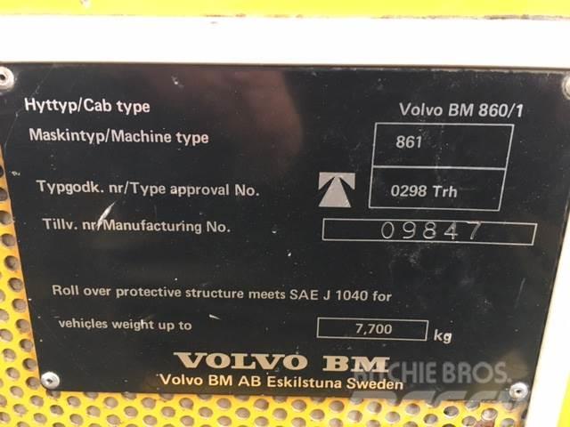 Volvo 861 dumper 6 x 4 til ophug Міні самоскиди