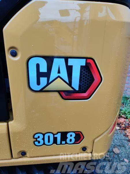 CAT 301.8 Вили