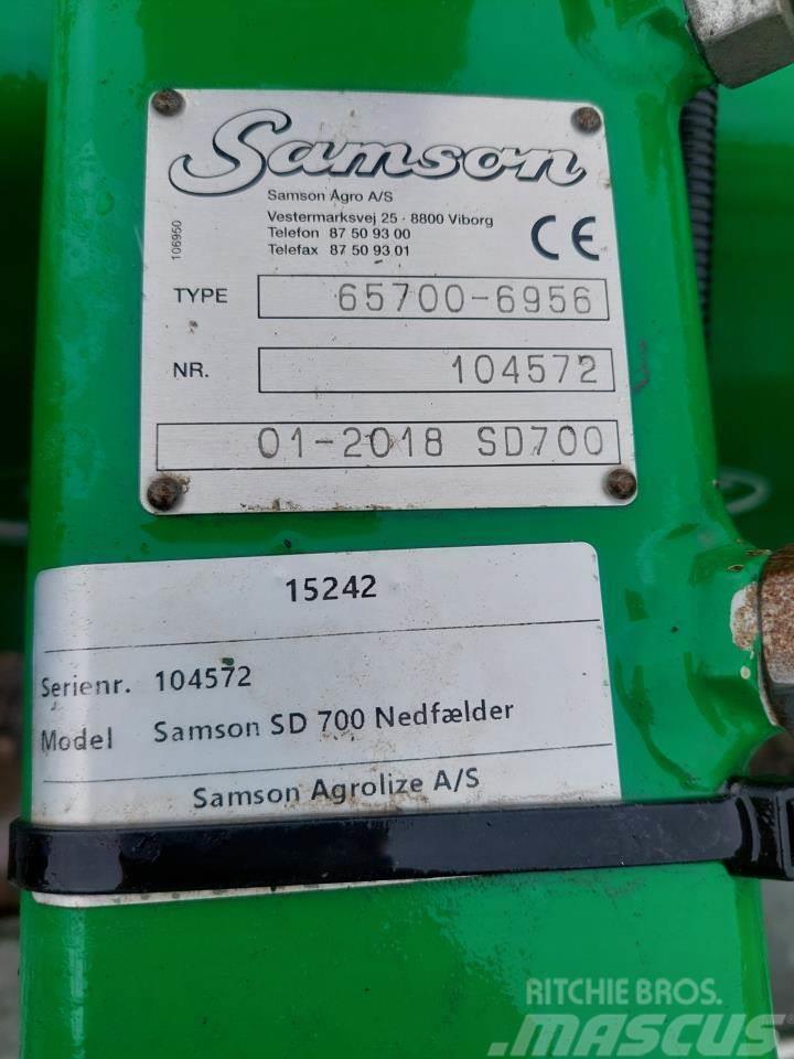 Samson SD 700 Discnedfælder Самохідні обприскувачі