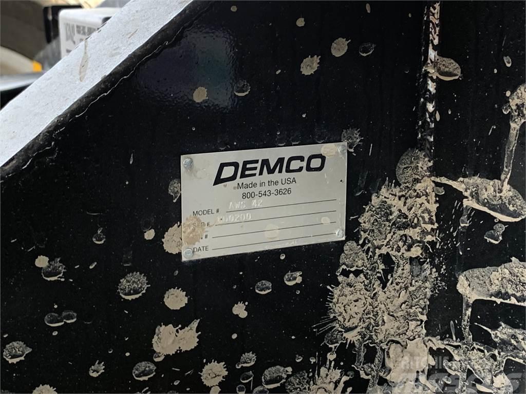 Demco AWS42 Причепи перевантажувачі зерна
