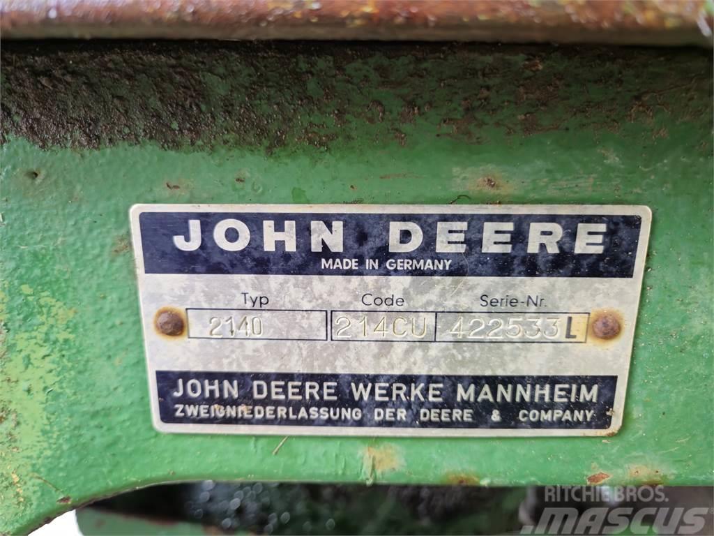 John Deere 2140 Трактори