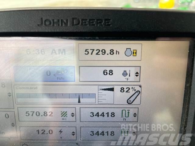 John Deere 6125R Трактори