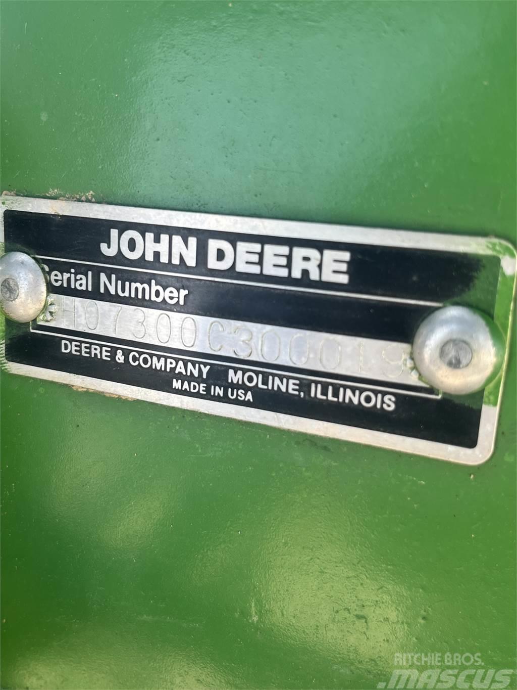 John Deere 7300 Cажалки