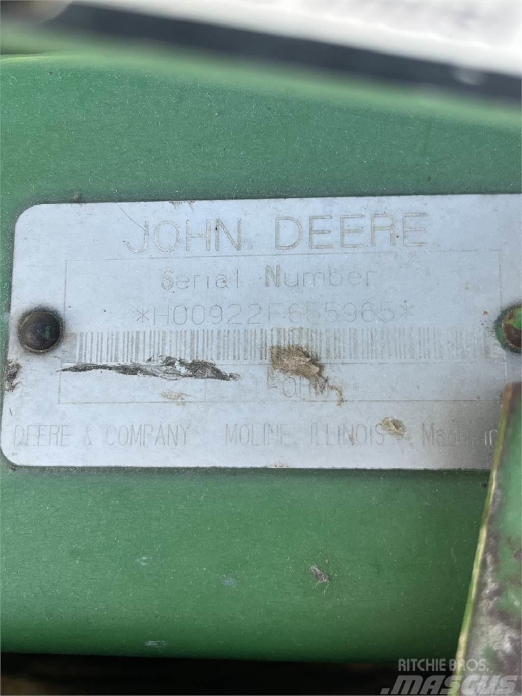 John Deere 922 Додаткове обладнання для збиральних комбайнів