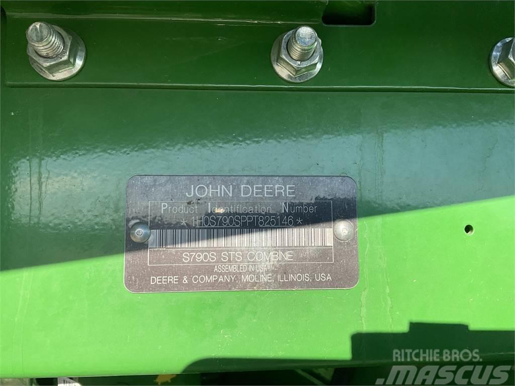 John Deere S790 Зернозбиральні комбайни