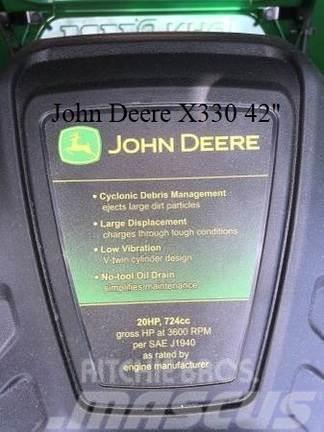 John Deere X330 Трактори