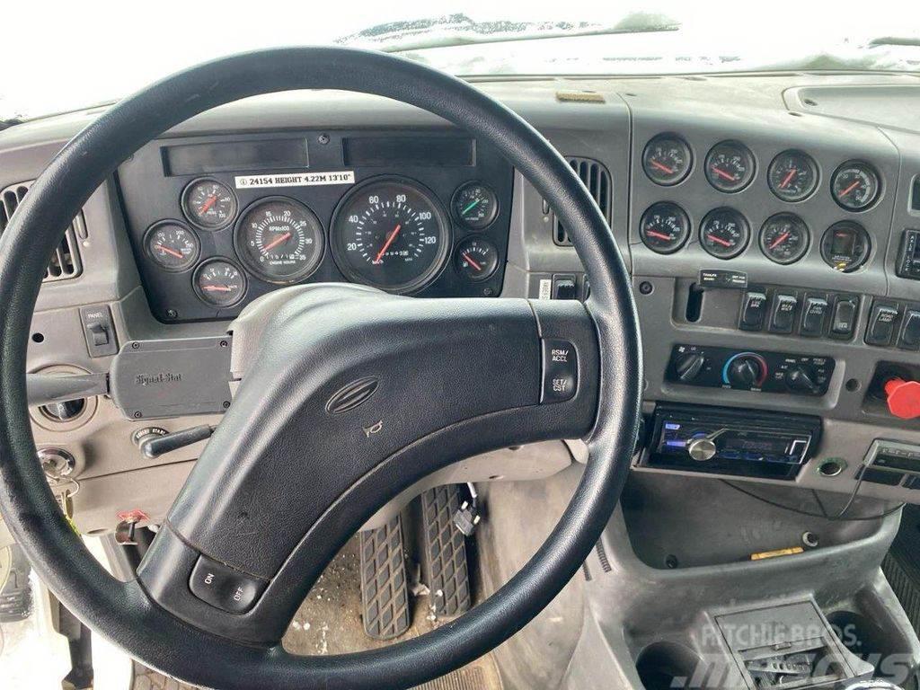Sterling ST9500 Highway Truck Тягачі