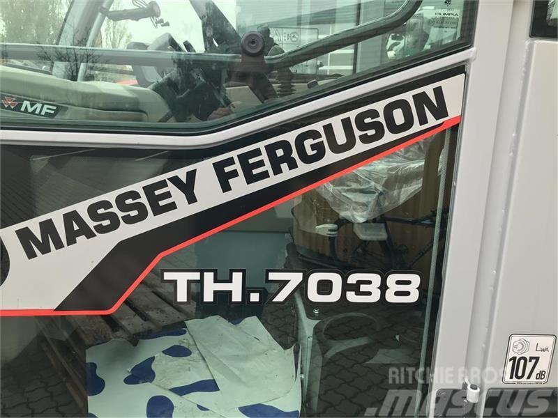 Massey Ferguson 7038 Телескопічні навантажувачі