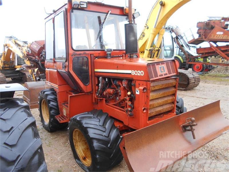 Ditch Witch 8020 Канавокопачі