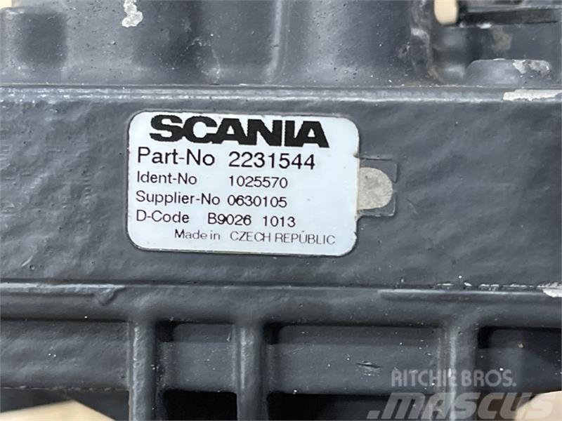 Scania SCANIA ELECTRIC THROTTLE 2231544 Двигуни