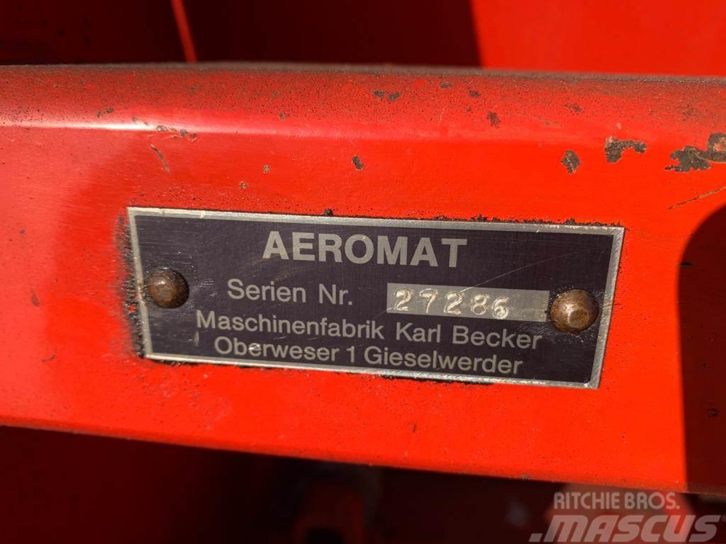Becker Aeromat 6 rij Maiszaaimachine Інші землеоброблювальні машини і додаткове обладнання