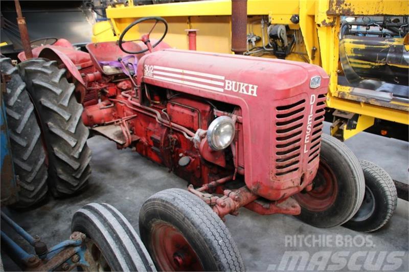 Bukh 302 Трактори