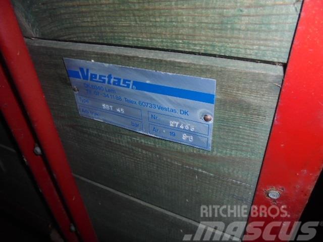 Vestas SBT 45 Самосвальні причепи